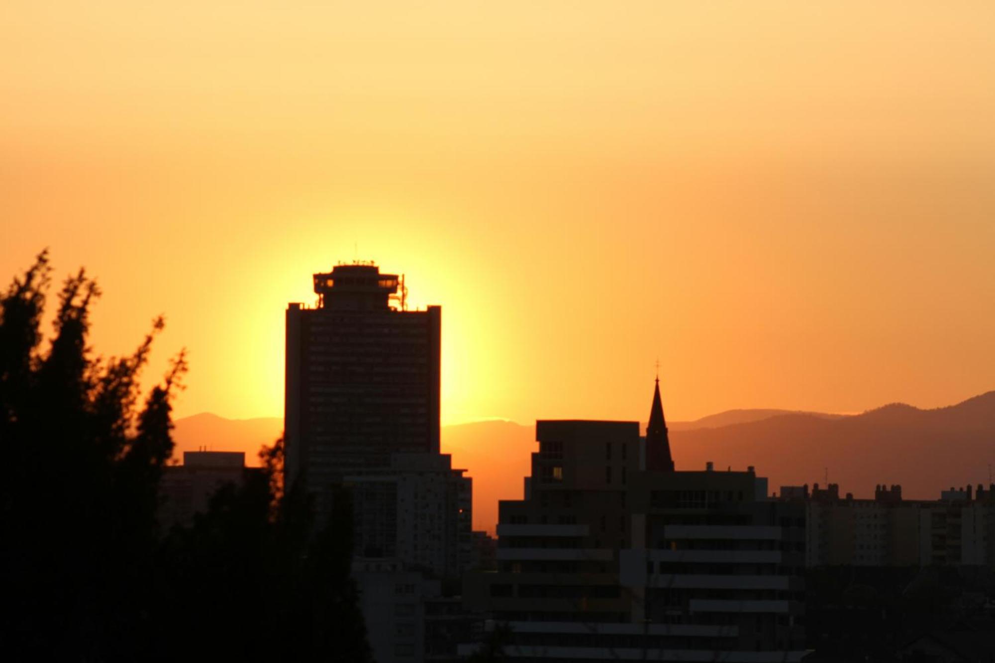 Mulhouse, Urban Family Nest Lägenhet Exteriör bild